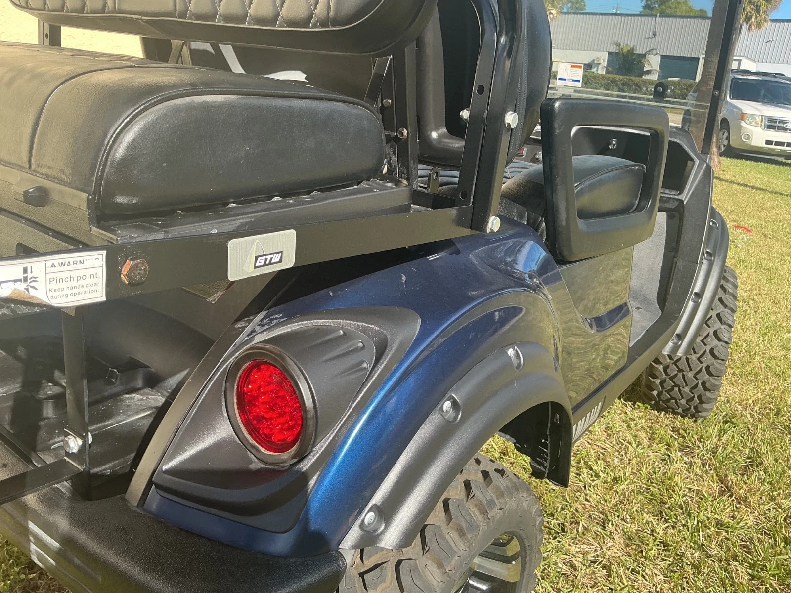 2021 yamaha drive 2 Gas 4 passengers Blue - Image 20